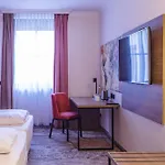 מלון Atomis Munich Airport By Mercure 4*