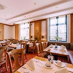 Atomis Munich Airport By Mercure 4*
