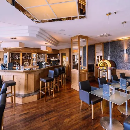 酒店 Atomis Munich Airport By Mercure Schwaig bei Nürnberg