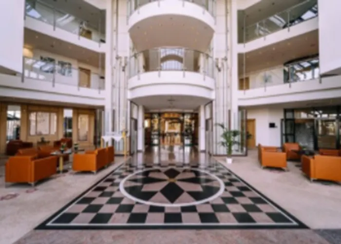 Atomis Munich Airport By Mercure 4*