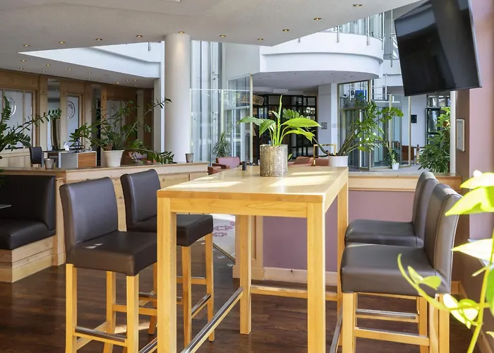 ホテル Atomis Munich Airport By Mercure Schwaig bei Nürnberg