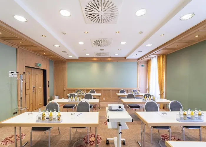 ホテル Atomis Munich Airport By Mercure