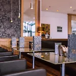 Atomis Munich Airport By Mercure Szálloda Schwaig bei Nürnberg