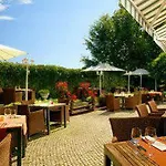 Отель Atomis Munich Airport By Mercure