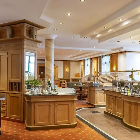 Hotel Atomis Munich Airport By Mercure 4*