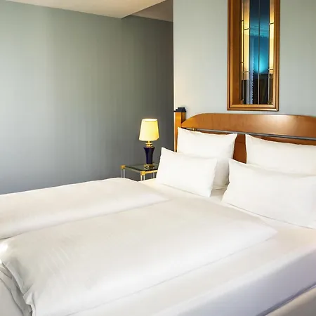 Atomis Munich Airport By Mercure 4*