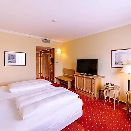 Atomis Munich Airport By Mercure Hotel 4*