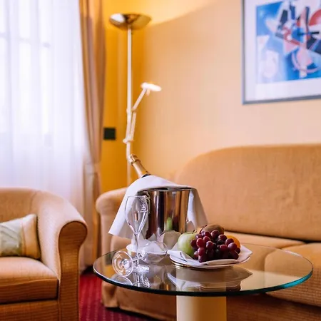 Atomis Munich Airport By Mercure Hotel 4*