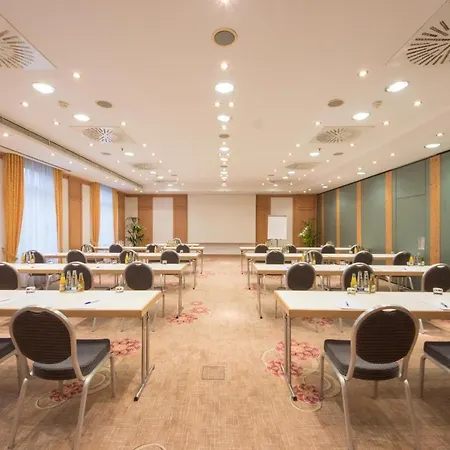 Atomis Munich Airport By Mercure Hotel Oberding