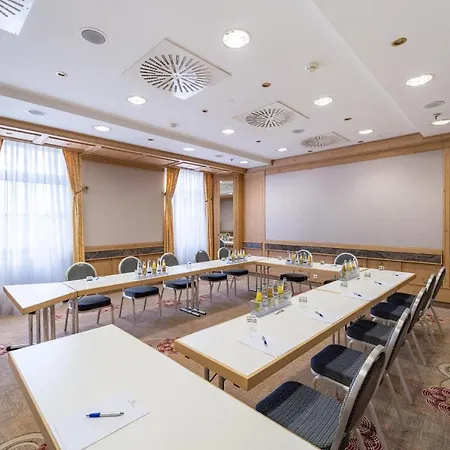 Hotel Atomis Munich Airport By Mercure