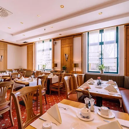 Atomis Munich Airport By Mercure 4*