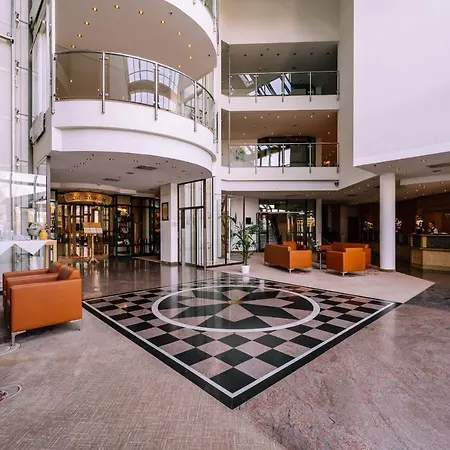 Atomis Munich Airport By Mercure 4*