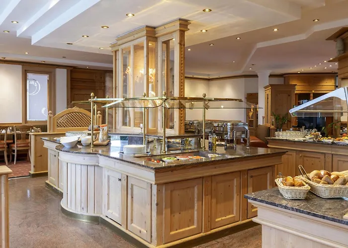 Hotel Atomis Munich Airport By Mercure Oberding