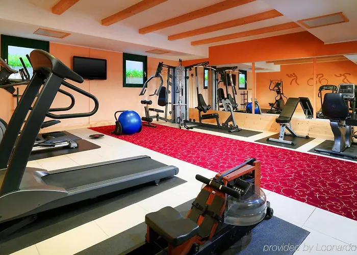 מלון Atomis Munich Airport By Mercure 4*