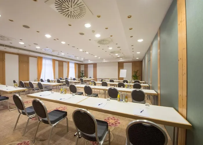 Atomis Munich Airport By Mercure 4*