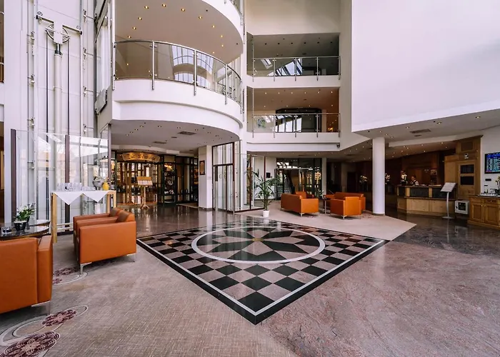 Atomis Munich Airport By Mercure 4*