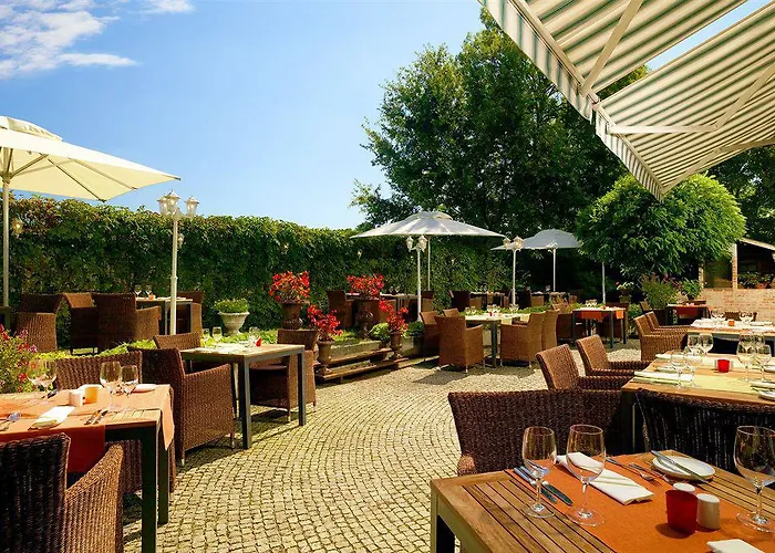 Atomis Munich Airport By Mercure 4*